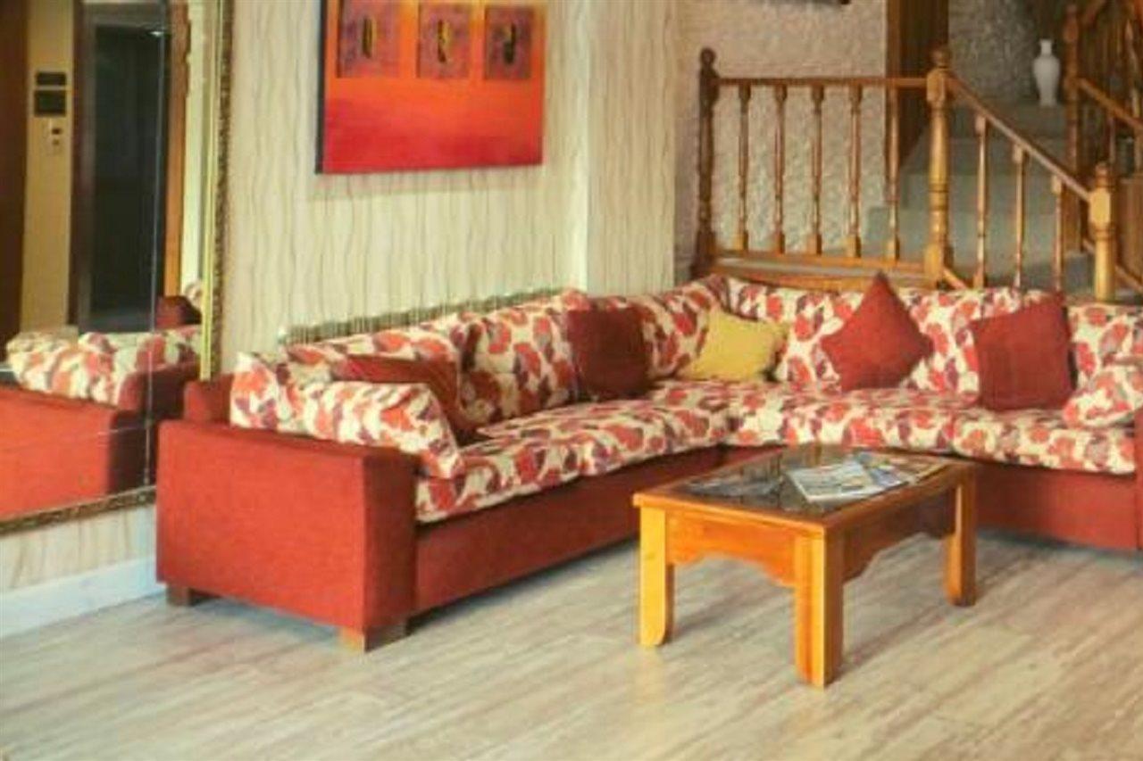 Leon Hotel